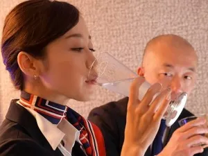 Cô con gái nứng lồn ở tuổi trưởng thành “yêu” bố già… không cùng huyết thống