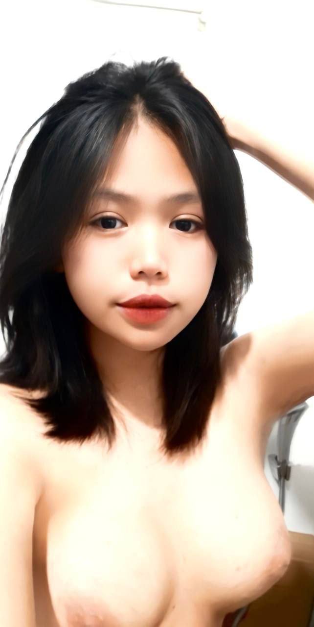 Bỏ thuốc kích dục vô nước, thanh niên địt người tình cũ cả đêm trong khách sạn
