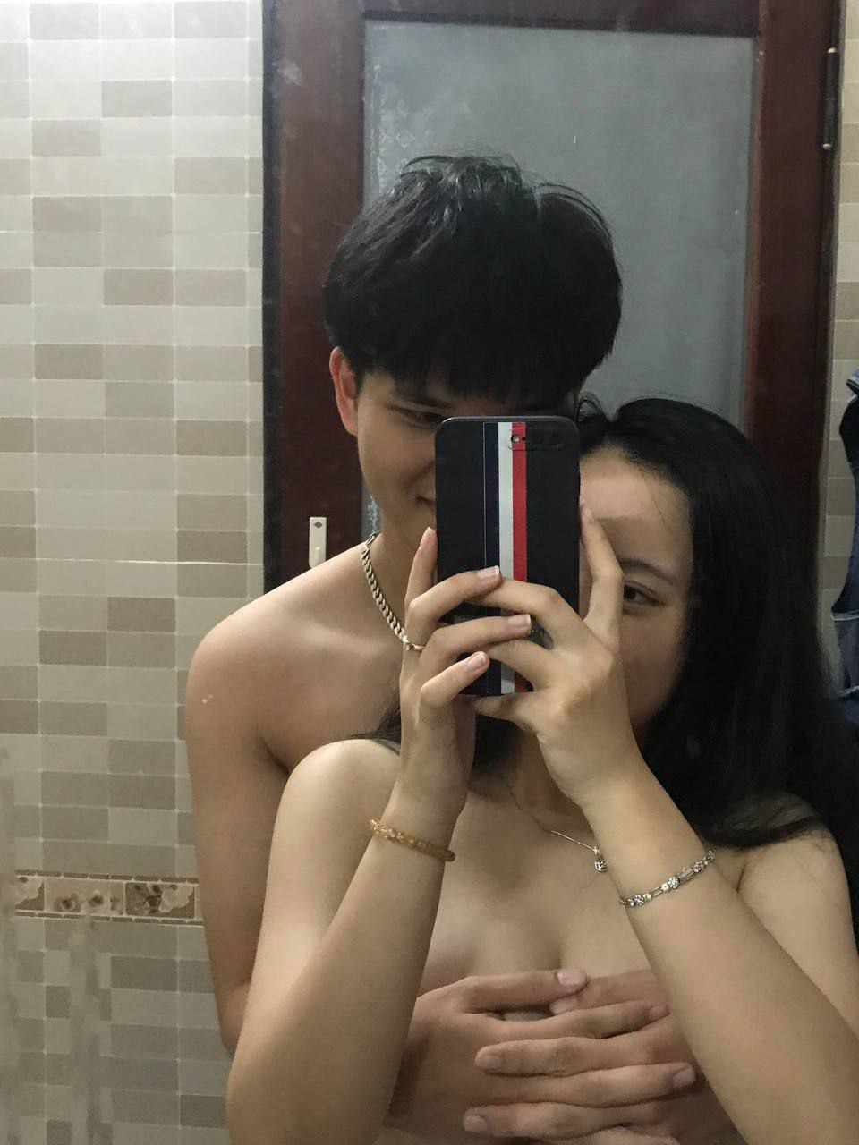 đổi vợ yêu – đổi Ông chồng với nhà kề bên để tìm cảm giác lạ