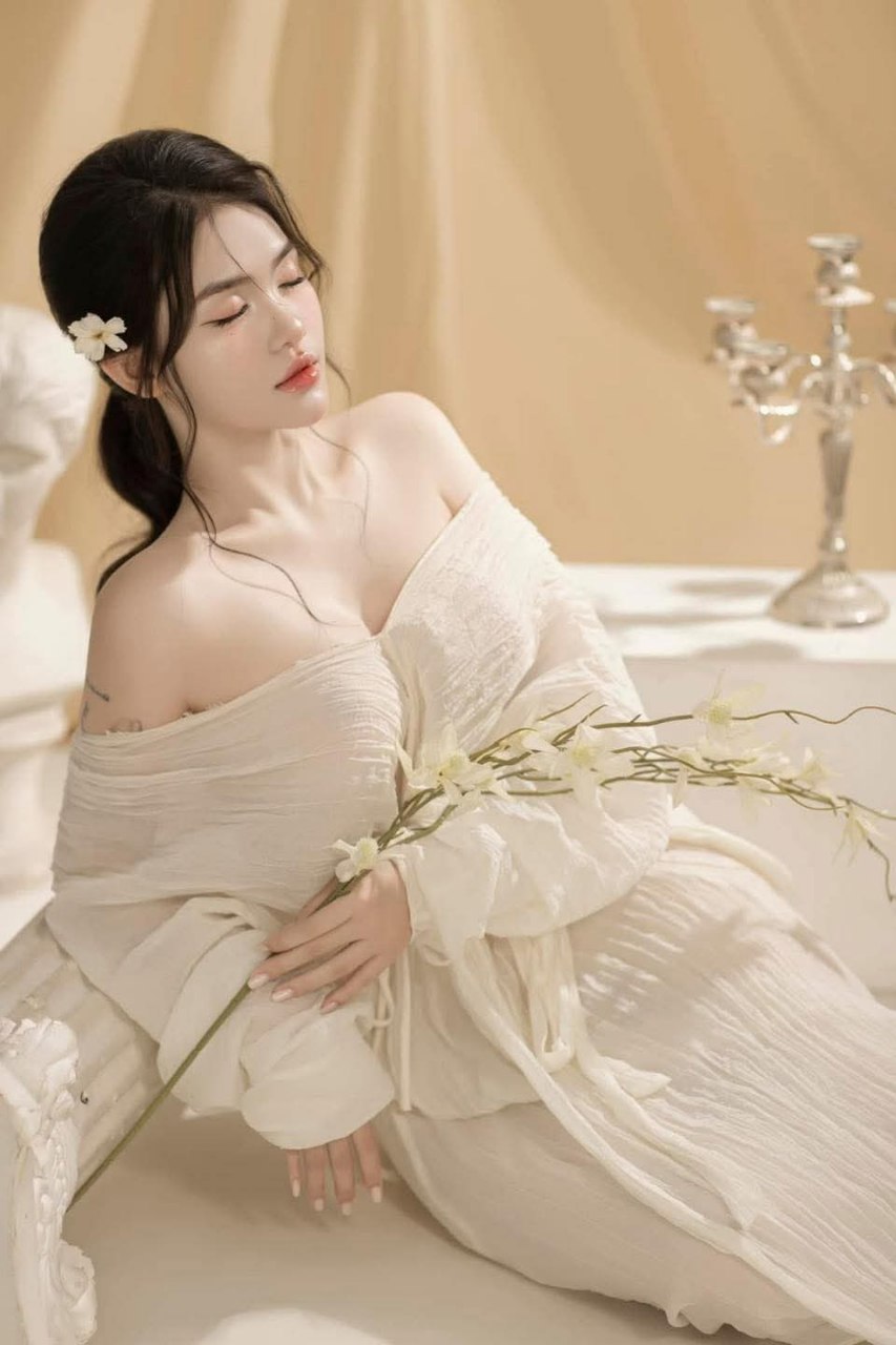 #Madou Người quản lý cửa hàng thèm khát tình dục đã cưỡng hiếp đồng nghiệp còn trinh của mình. Một trinh nữ trong trắng tận tụy với MD0053 Nguồn: Andromeda không có cảm xúc